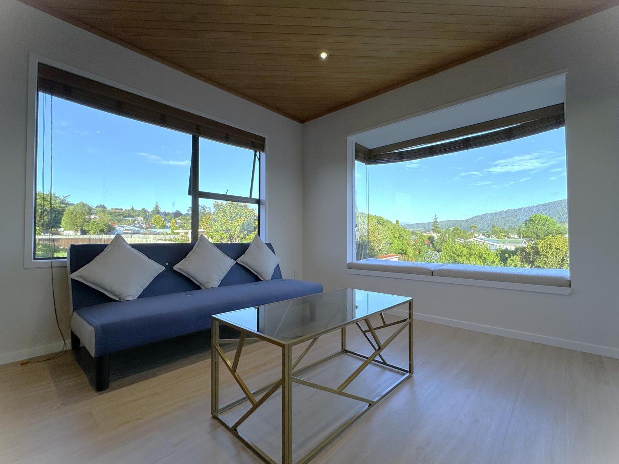 Spacious Retreat With Mountain View Роторуа Екстериор снимка
